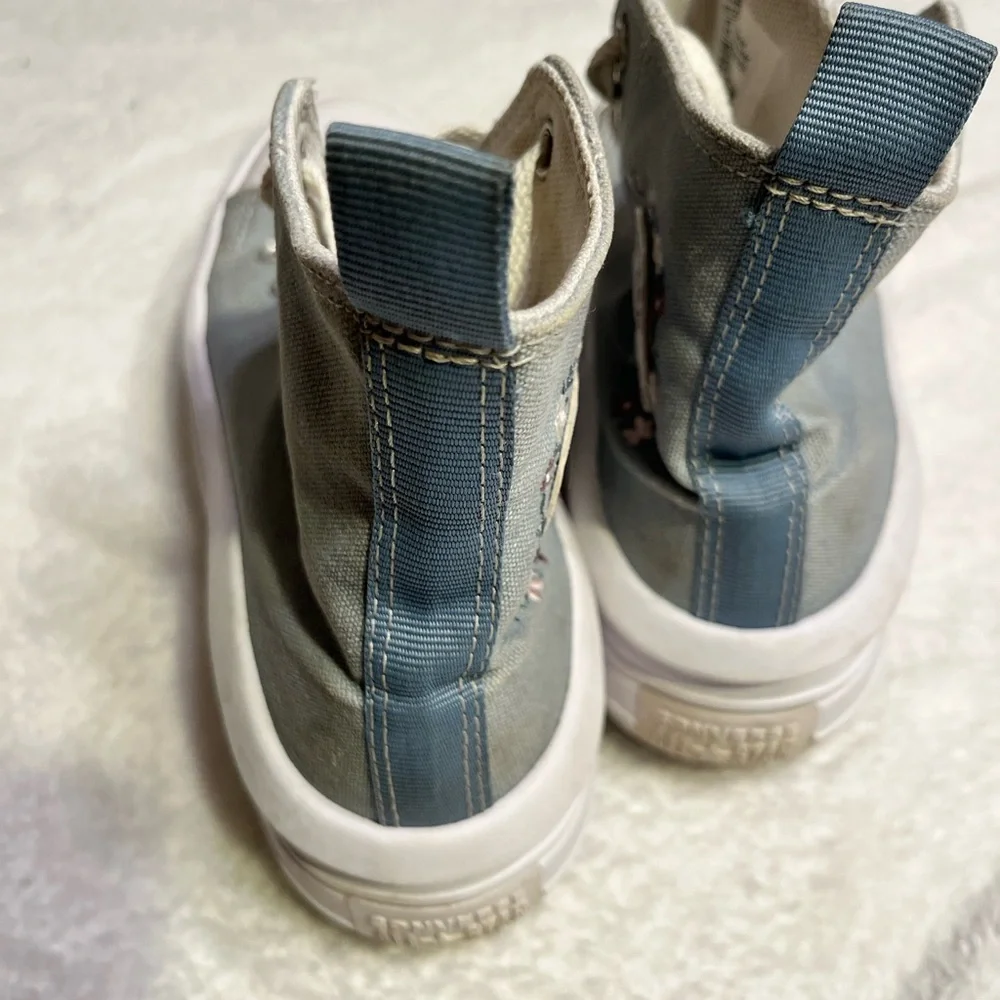 Converse high top